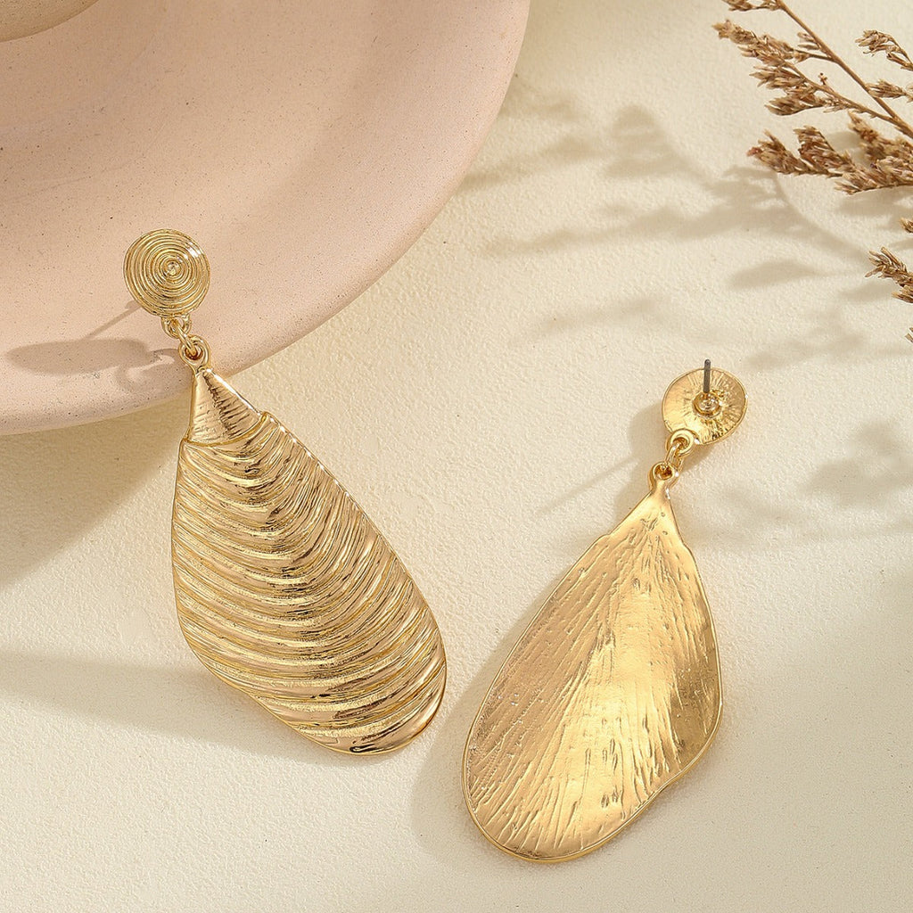 Ladies Elegant Earrings made of high-quality, textured metal Calm Wears-https://detail.1688.com/offer/811989504219.html-Calm Wears-Gold yellow-Calm Wears