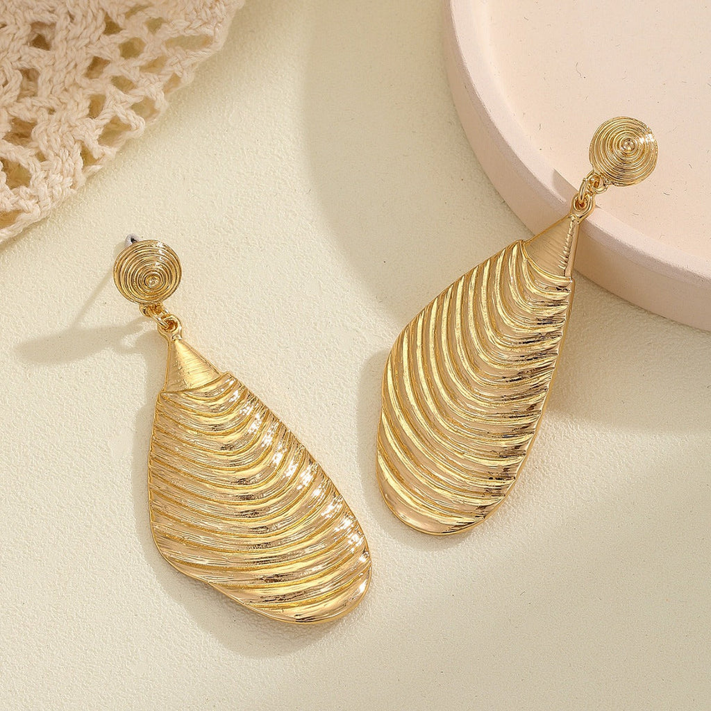 Ladies Elegant Earrings made of high-quality, textured metal Calm Wears-https://detail.1688.com/offer/811989504219.html-Calm Wears-Gold yellow-Calm Wears