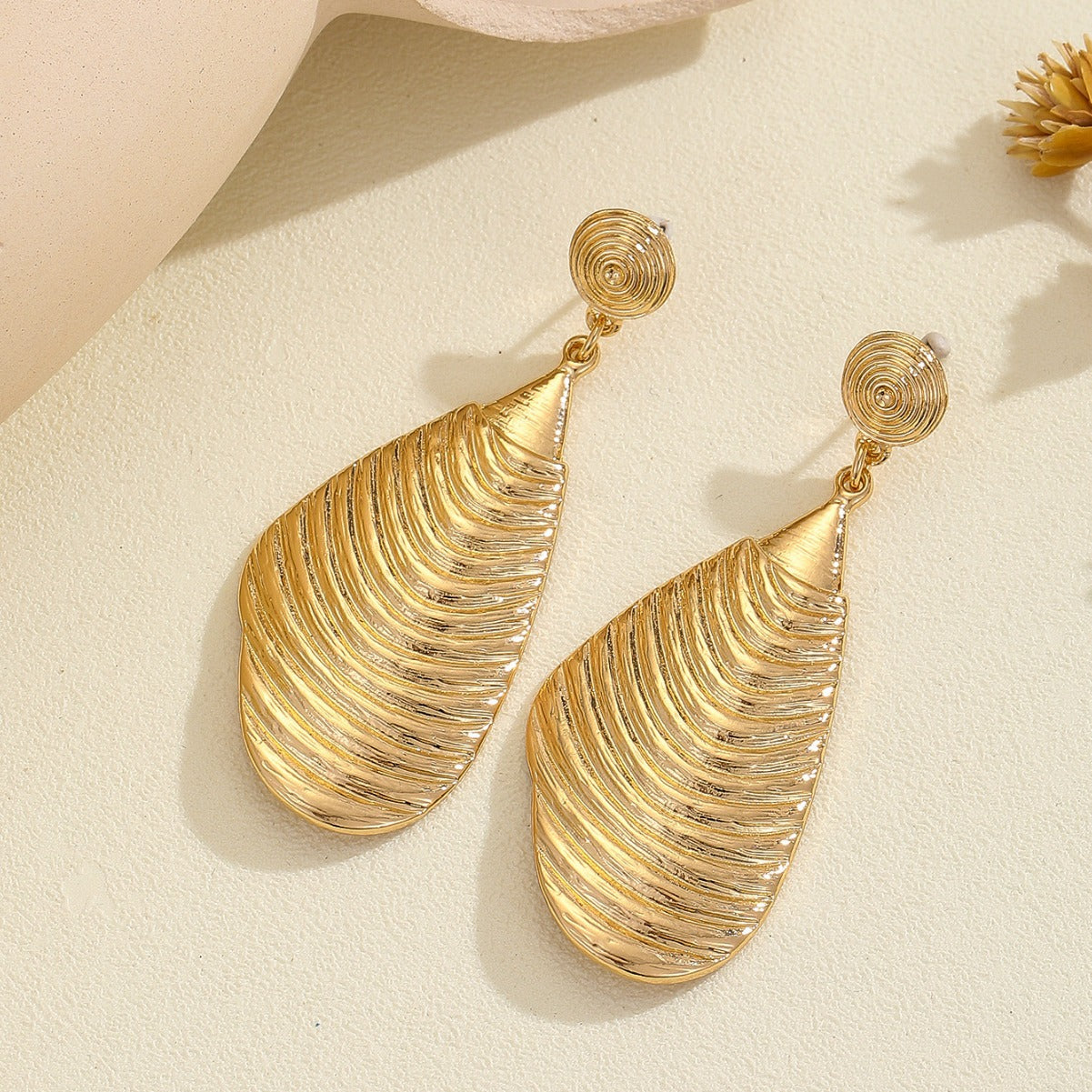 Ladies Elegant Earrings made of high-quality, textured metal Calm Wears-https://detail.1688.com/offer/811989504219.html-Calm Wears-Gold yellow-Calm Wears