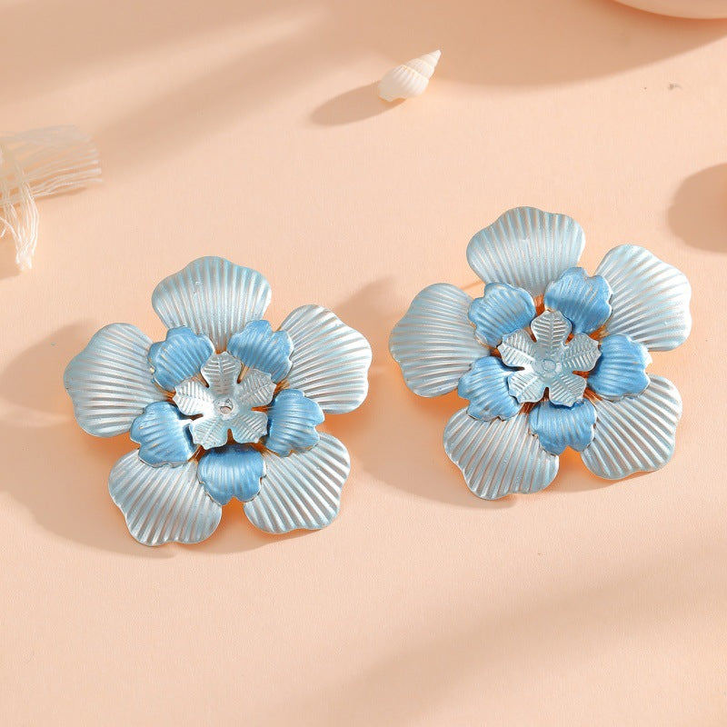 Ladies' flower earrings with intricate design and glossy accents Calm Wears-https://detail.1688.com/offer/959216930566.html-Calm Wears-Style 10-Calm Wears
