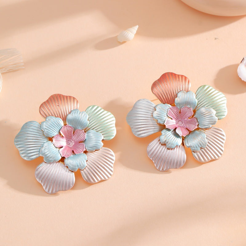 Ladies' flower earrings with intricate design and glossy accents Calm Wears-https://detail.1688.com/offer/959216930566.html-Calm Wears-Style 10-Calm Wears