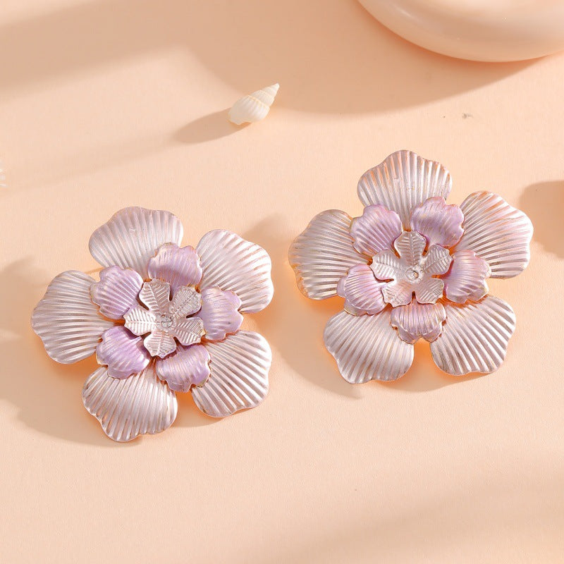 Ladies' flower earrings with intricate design and glossy accents Calm Wears-https://detail.1688.com/offer/959216930566.html-Calm Wears-Style 10-Calm Wears