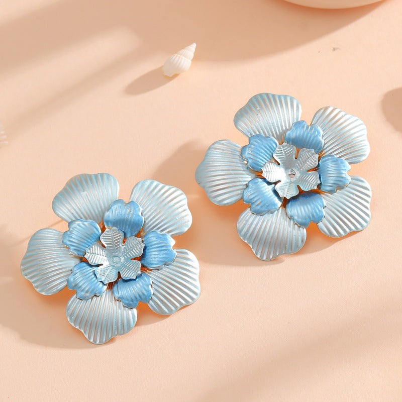 Ladies' flower earrings with intricate design and glossy accents Calm Wears-https://detail.1688.com/offer/959216930566.html-Calm Wears-Style 5-Calm Wears
