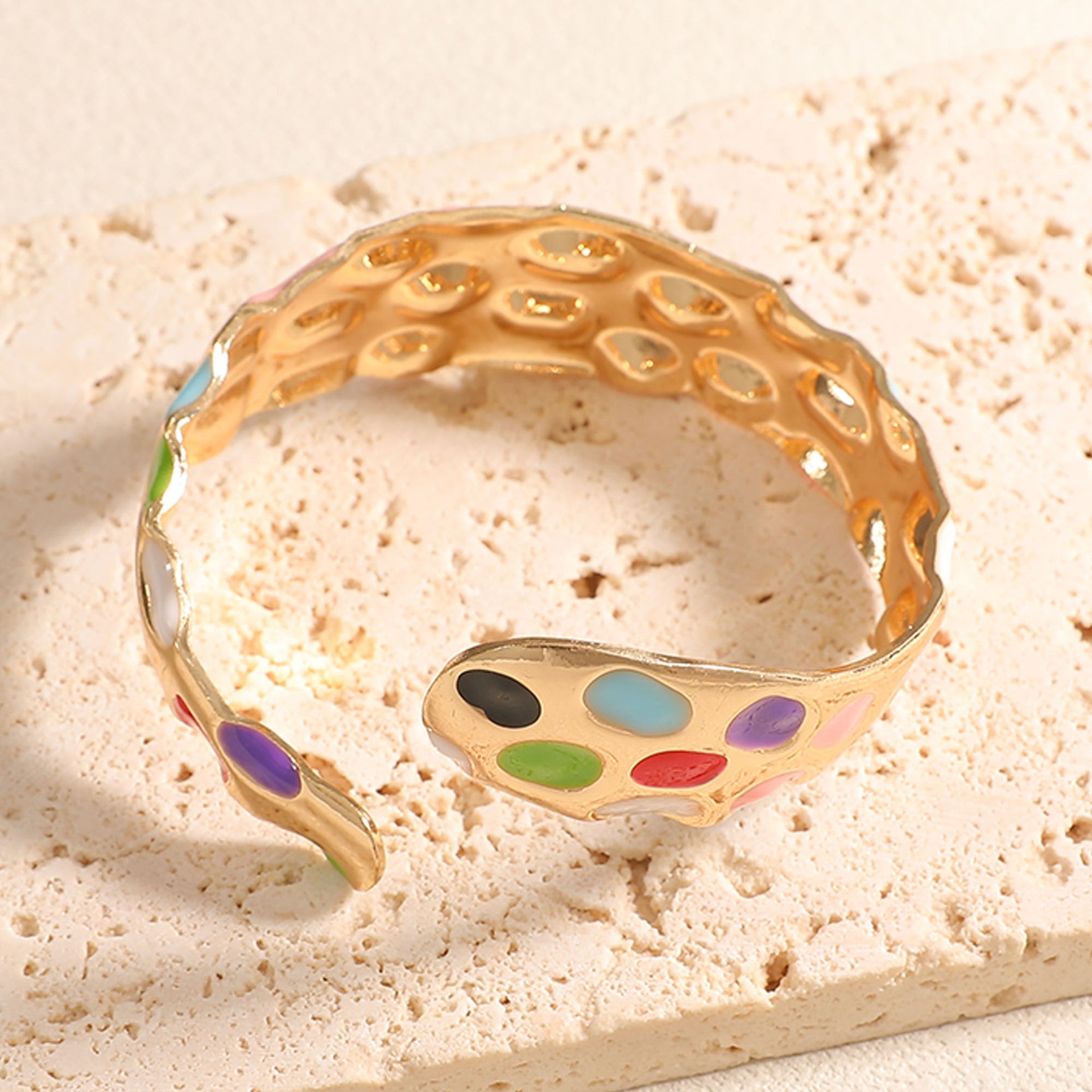 Ladies Open Bangle in Elegant Snake Design Calm Wears-https://detail.1688.com/offer/1046056885092.html-Calm Wears-Color-Calm Wears