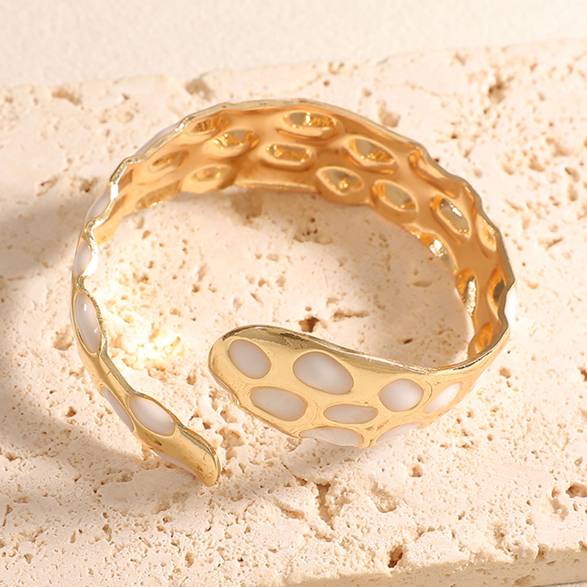Ladies Open Bangle in Elegant Snake Design Calm Wears-https://detail.1688.com/offer/1046056885092.html-Calm Wears-Ivory-Calm Wears