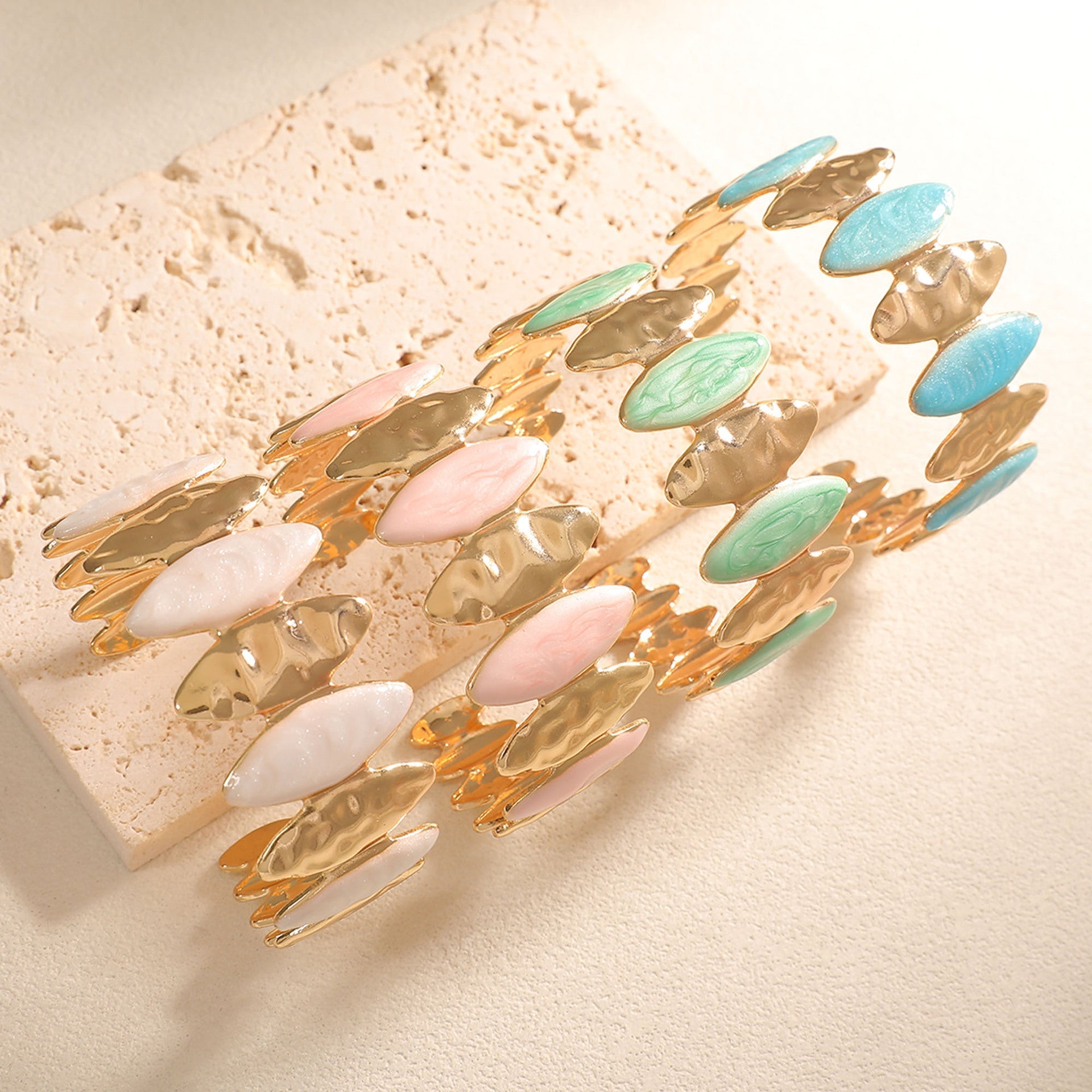 Ladies Open Bangle made of noble metal with elegant motif Calm Wears-https://detail.1688.com/offer/1049046474477.html-Calm Wears-Style 3-Calm Wears