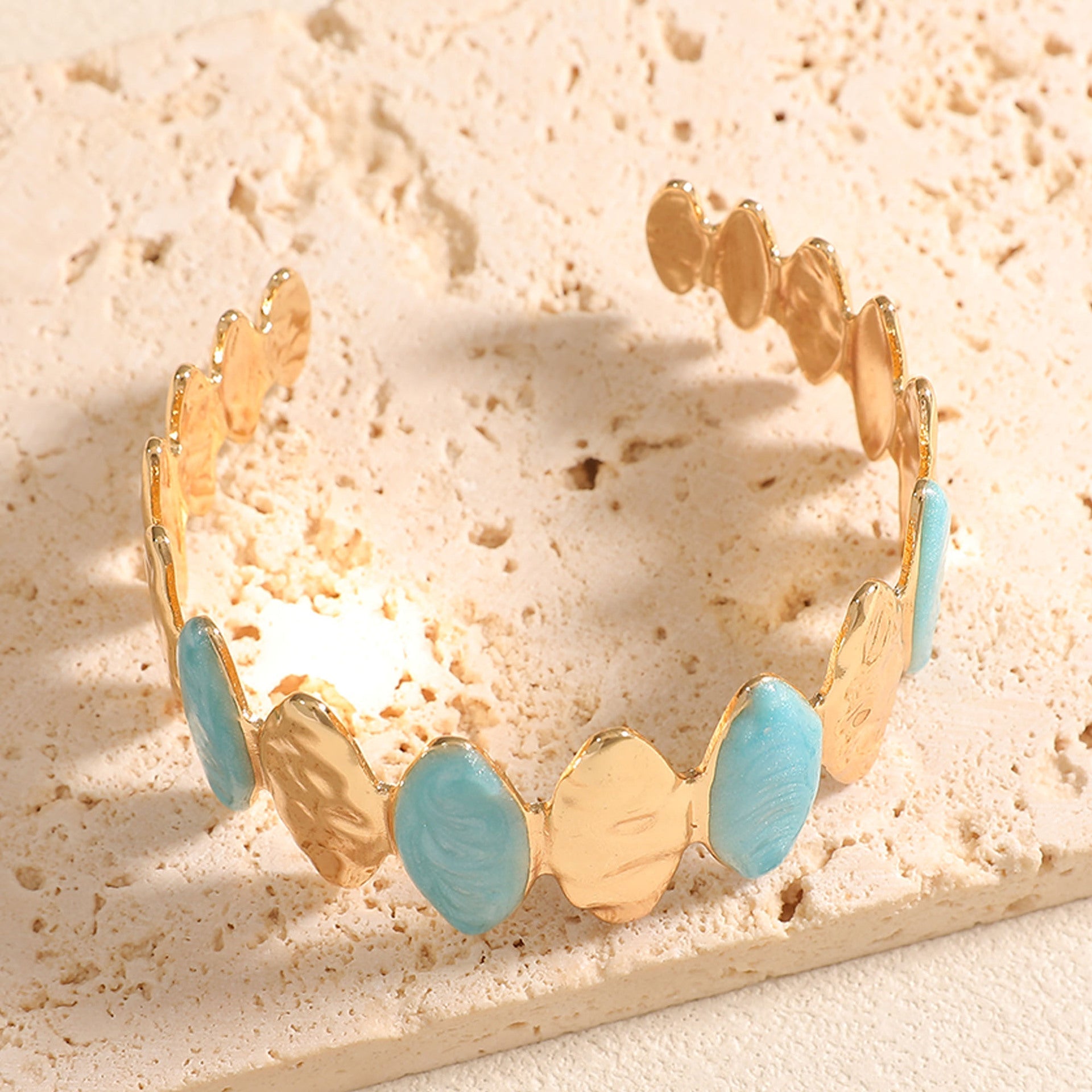 Ladies Open Bangle made of noble metal with elegant motif Calm Wears-https://detail.1688.com/offer/1049046474477.html-Calm Wears-Style 3-Calm Wears