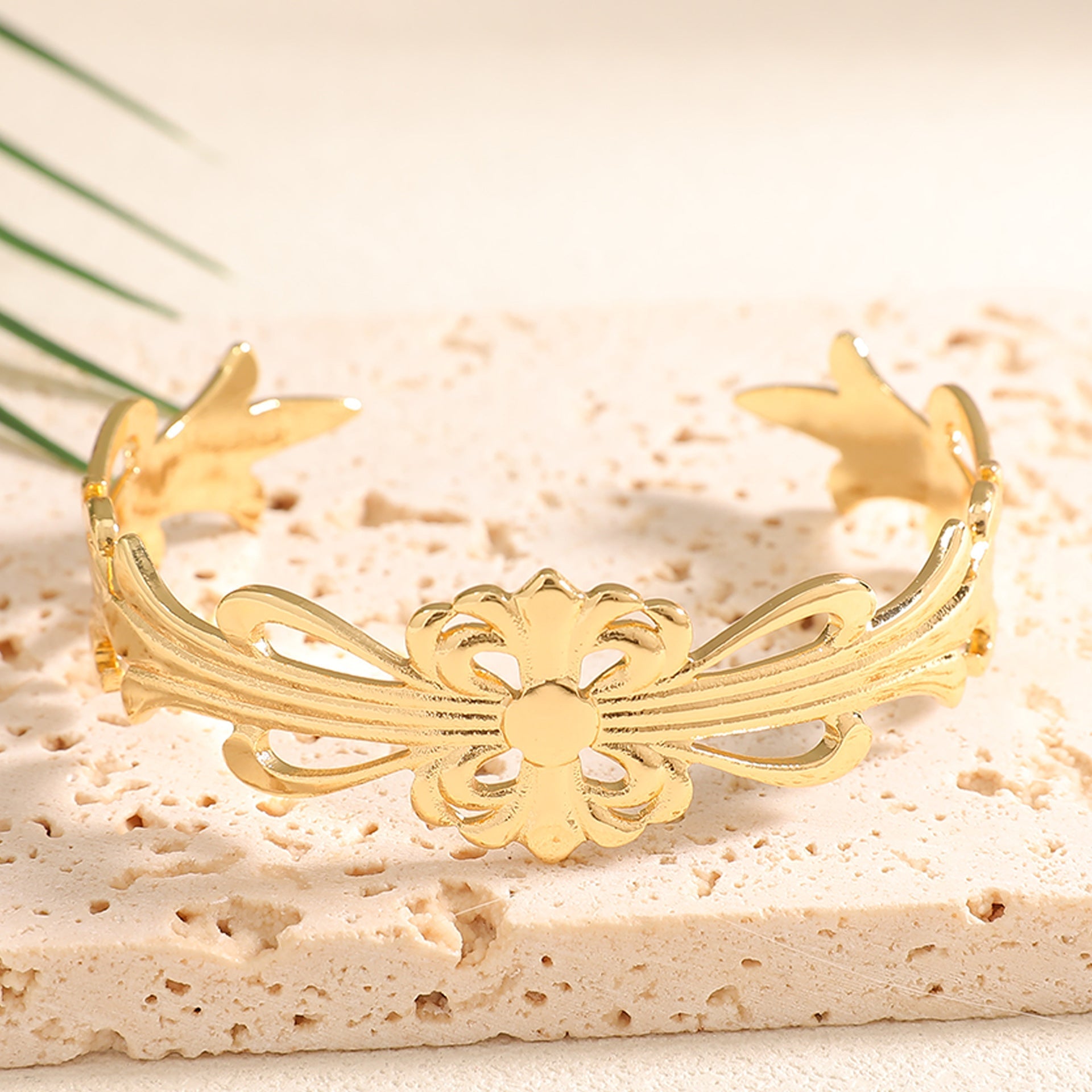 Ladies Open Bangle with Artistic Coral Pattern Calm Wears-https://detail.1688.com/offer/1050314144149.html-Calm Wears-No color-Calm Wears