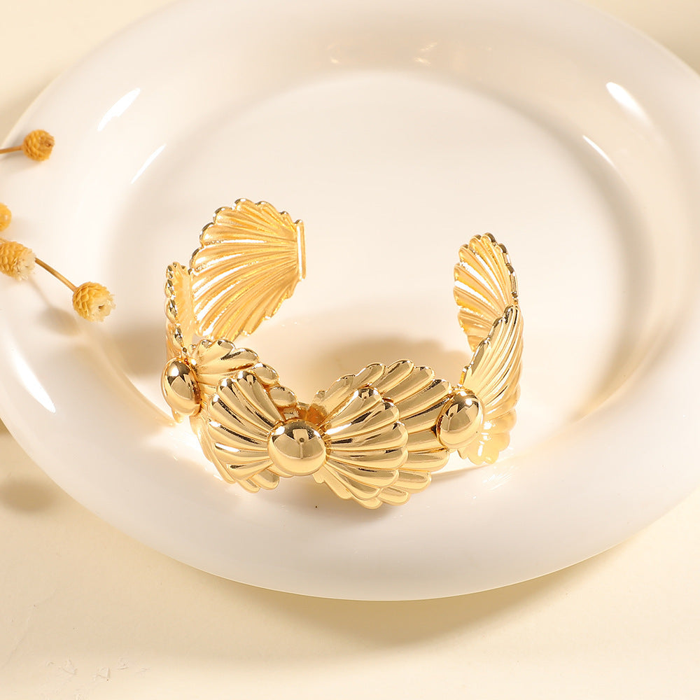 Ladies Open Bangle with Artistic Coral Pattern Calm Wears-https://detail.1688.com/offer/1050314144149.html-Calm Wears-Silver-Calm Wears