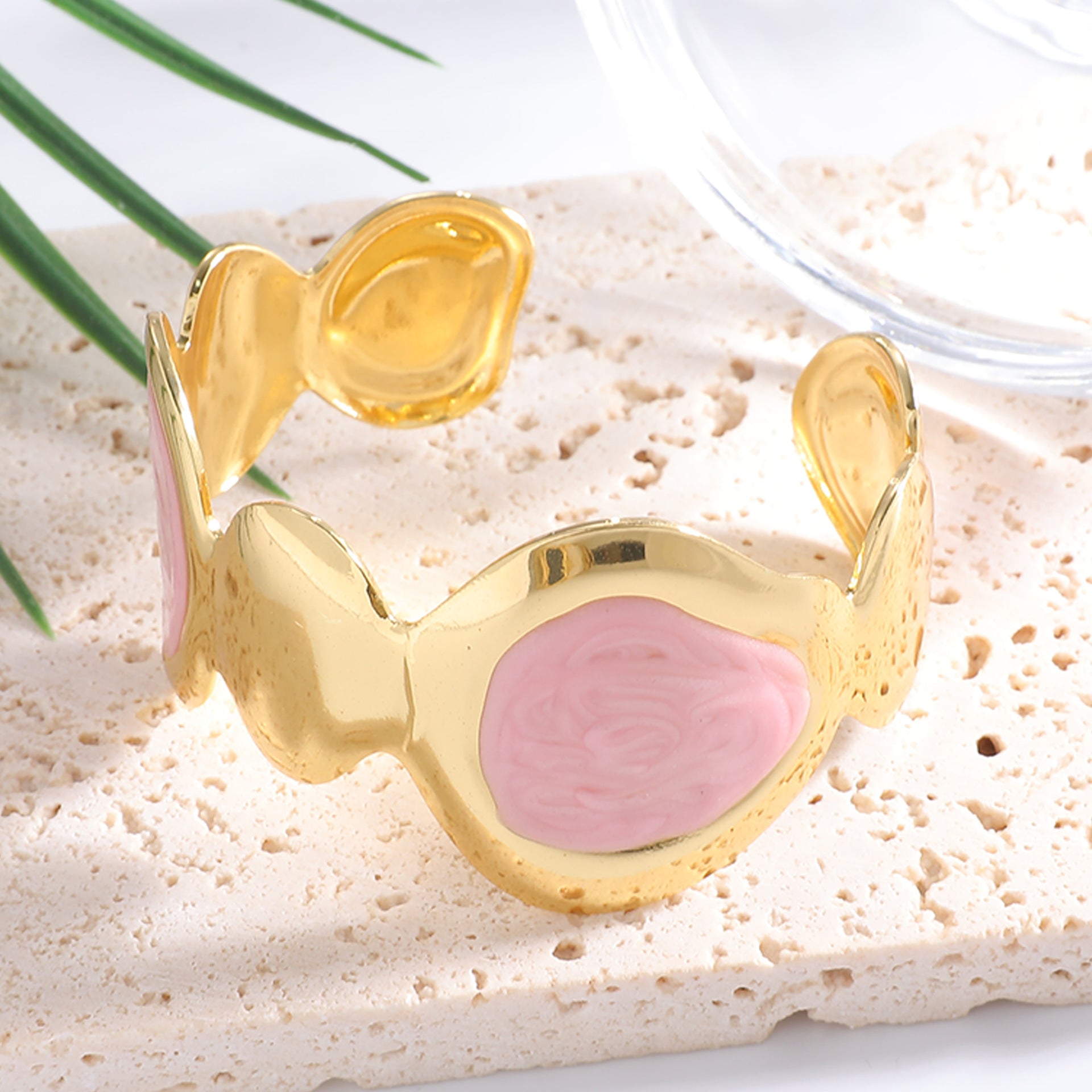 Ladies Open Bangle with Artistic, Curved Design Calm Wears-https://detail.1688.com/offer/1059324508480.html-Calm Wears-Rosa-Calm Wears