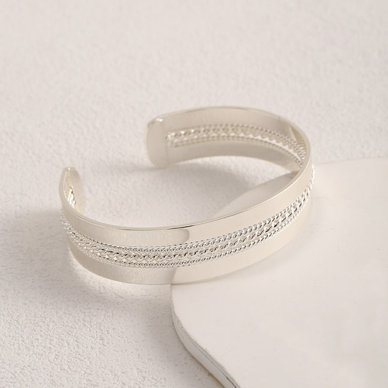 Ladies Open Bangle with Elegant Structure Design Calm Wears-https://detail.1688.com/offer/718371878694.html-Calm Wears-E-Form-Calm Wears