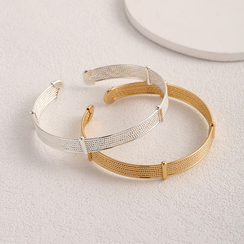 Ladies Open Bangle with Elegant Structure Design Calm Wears-https://detail.1688.com/offer/718371878694.html-Calm Wears-F-Calm Wears
