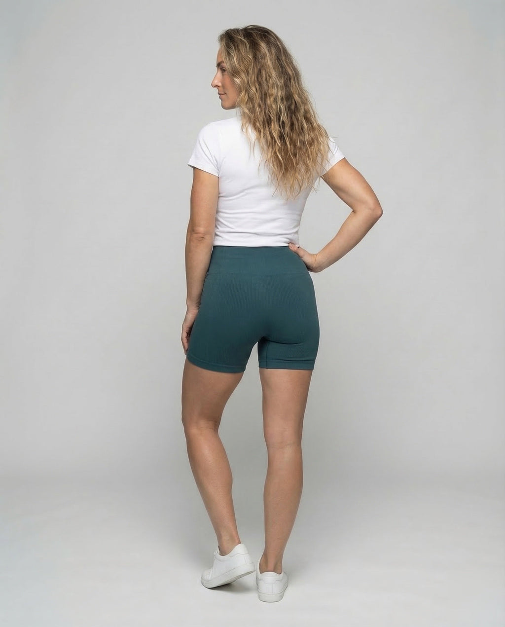 Product 15539104285002 - back_view