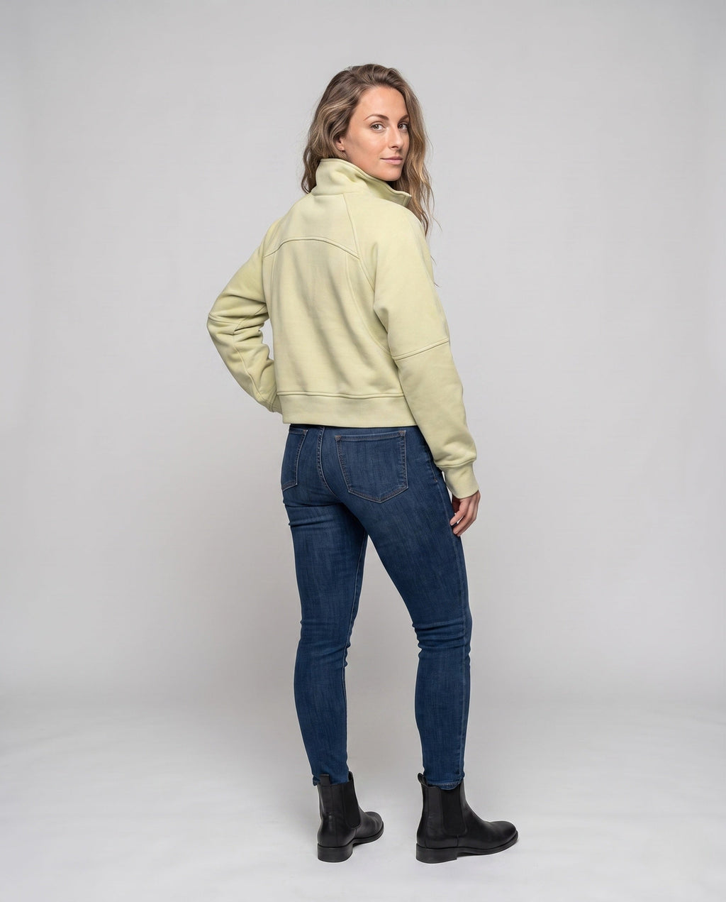 Product 15847616610634 - back_view