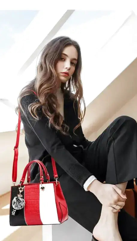 Shoulder Handbag in Crocodile Leather-dione couture20260421-Calm Wears-Black-Calm Wears