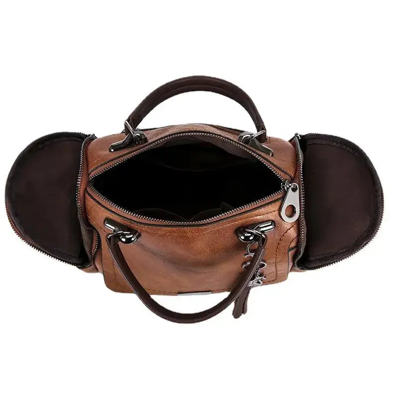 Spacious Handbag in Soft Leather with Strap and Zipper Closure-dione couture20260421-Calm Wears-Black-Calm Wears