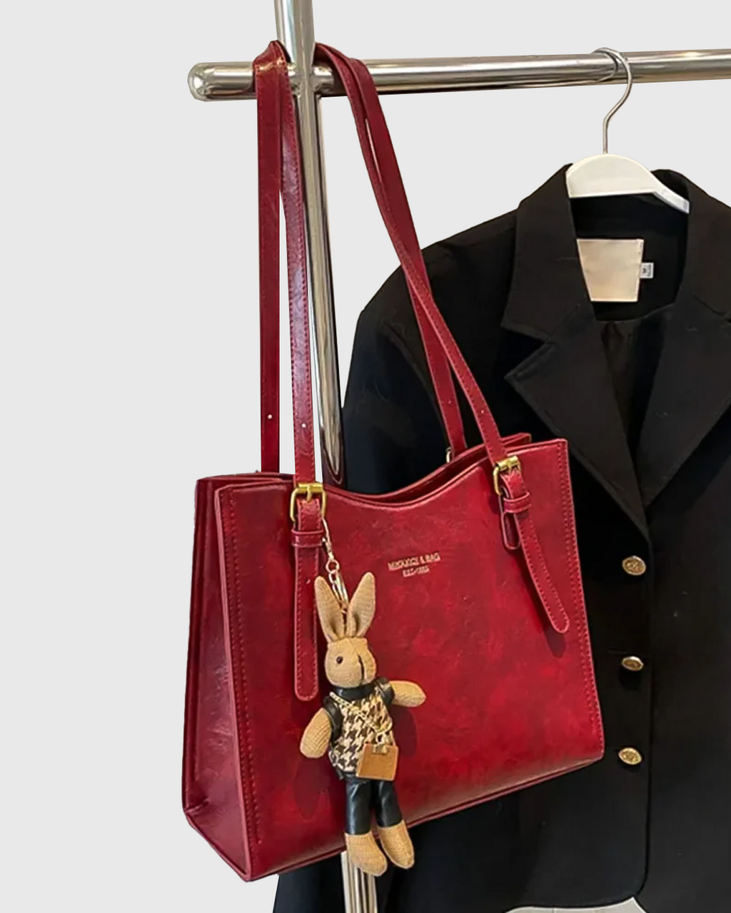 Elegant shoulder bag with long straps for women