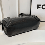 Elegant shoulder bag