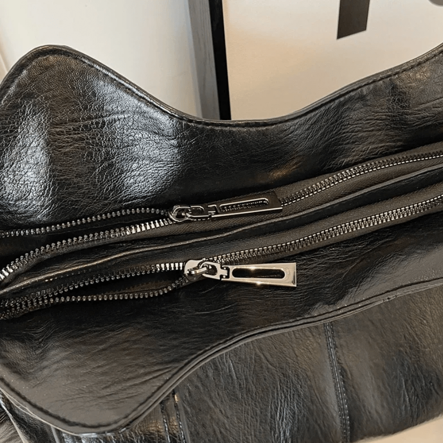 Elegant shoulder bag