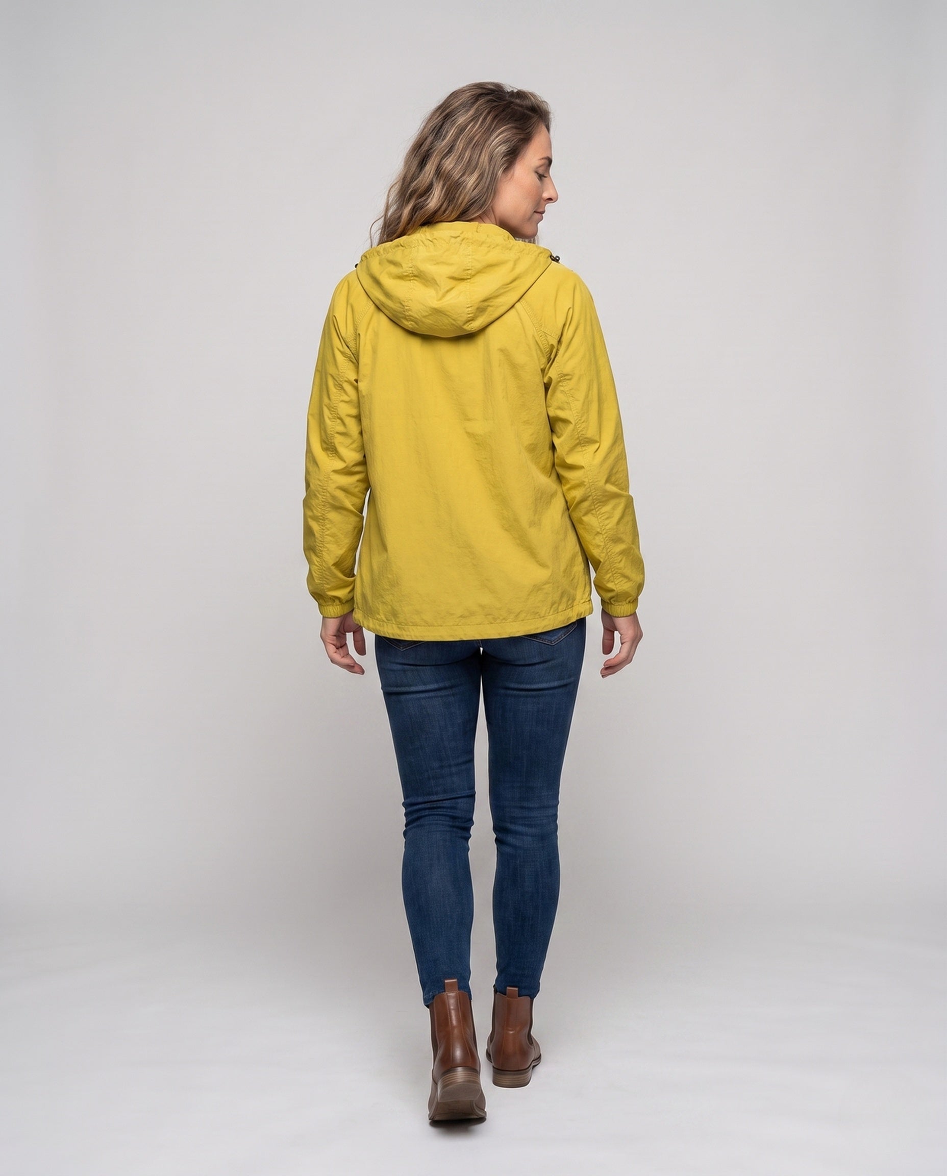 Product 15874244084042 - back_view
