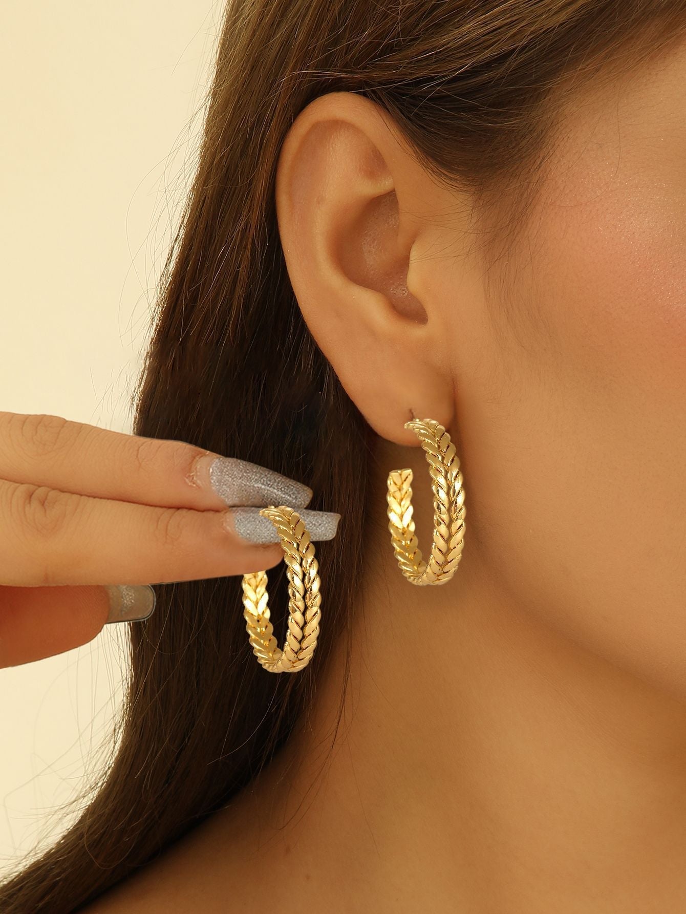 Women artistically designed hoops Calm Wears-https://detail.1688.com/offer/826436901446.html-Calm Wears-Gold-Calm Wears