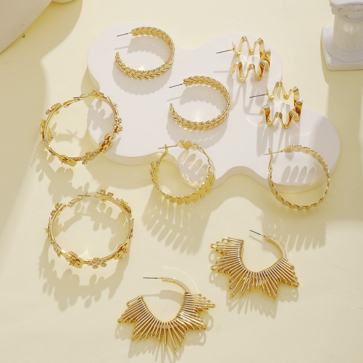 Women artistically designed hoops Calm Wears-https://detail.1688.com/offer/826436901446.html-Calm Wears-Gold-Calm Wears