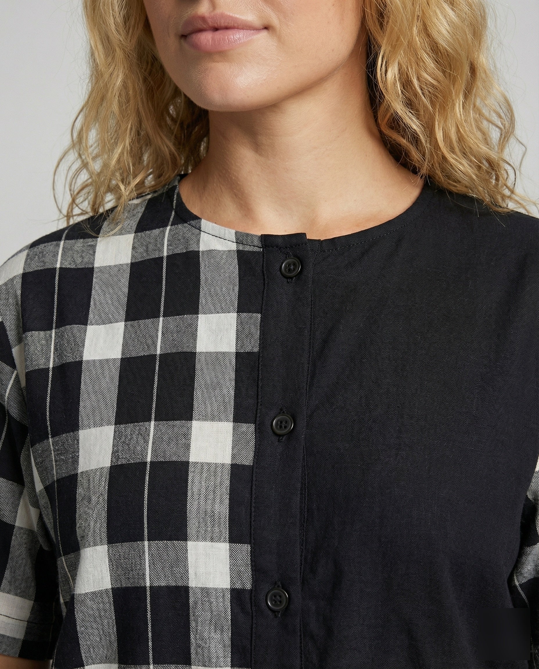 Product 15566664335690 - close_up_detail