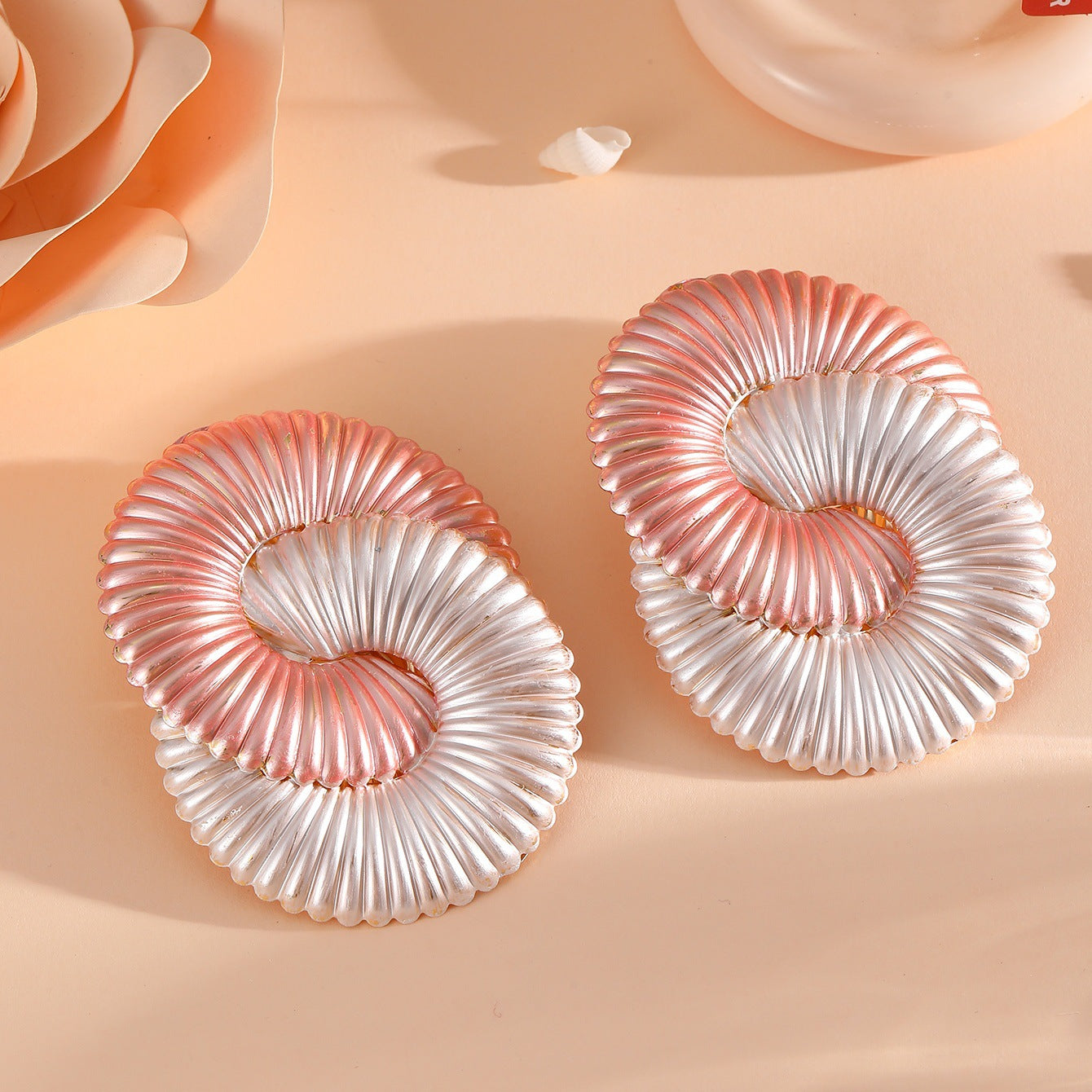 Women hair clips in modern shell design Calm Wears-https://detail.1688.com/offer/958288433411.html-Calm Wears-Style 3-Calm Wears