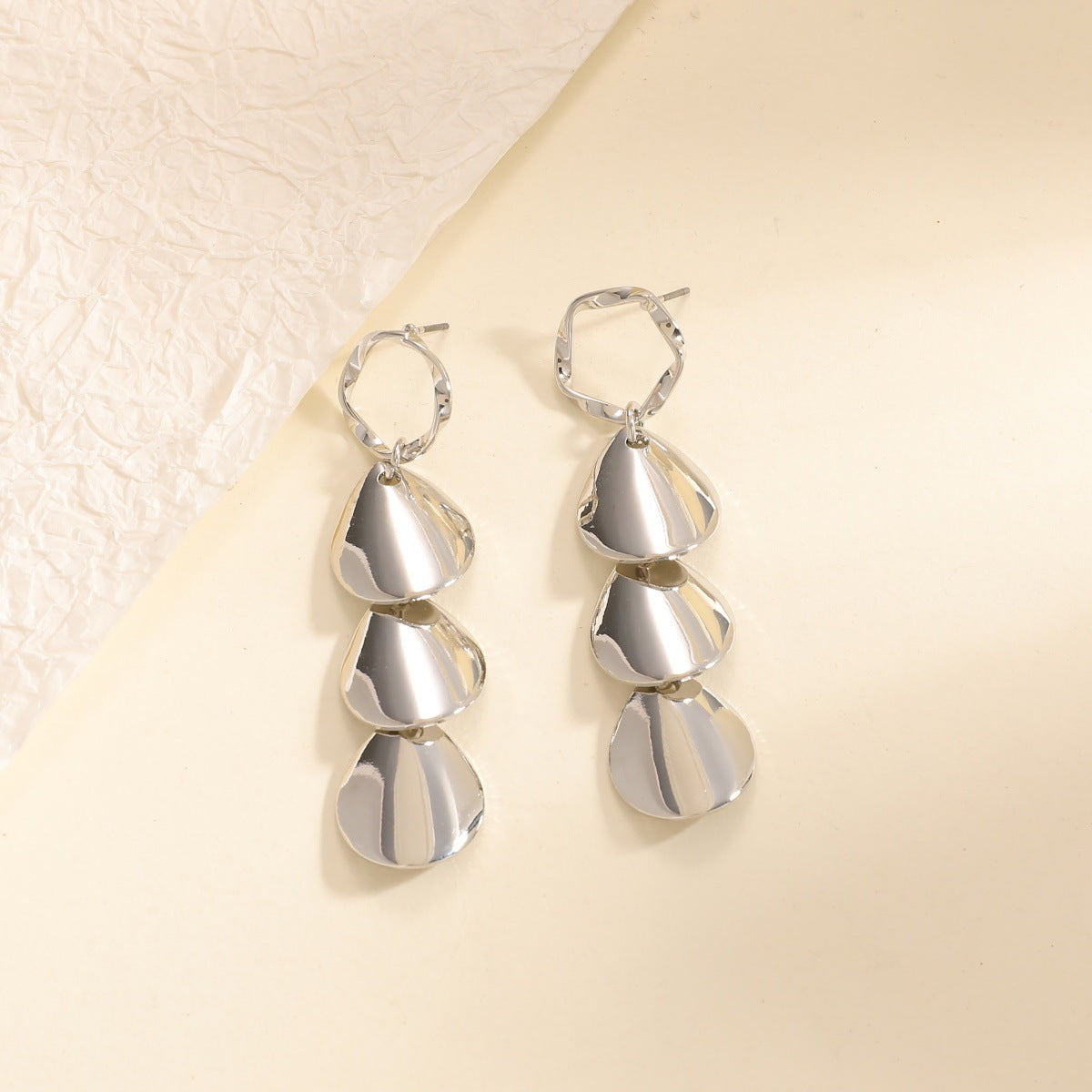 Women Hanging Earrings with Elegant Shell Design Calm Wears-https://detail.1688.com/offer/1026733626733.html-Calm Wears-Gold-Calm Wears