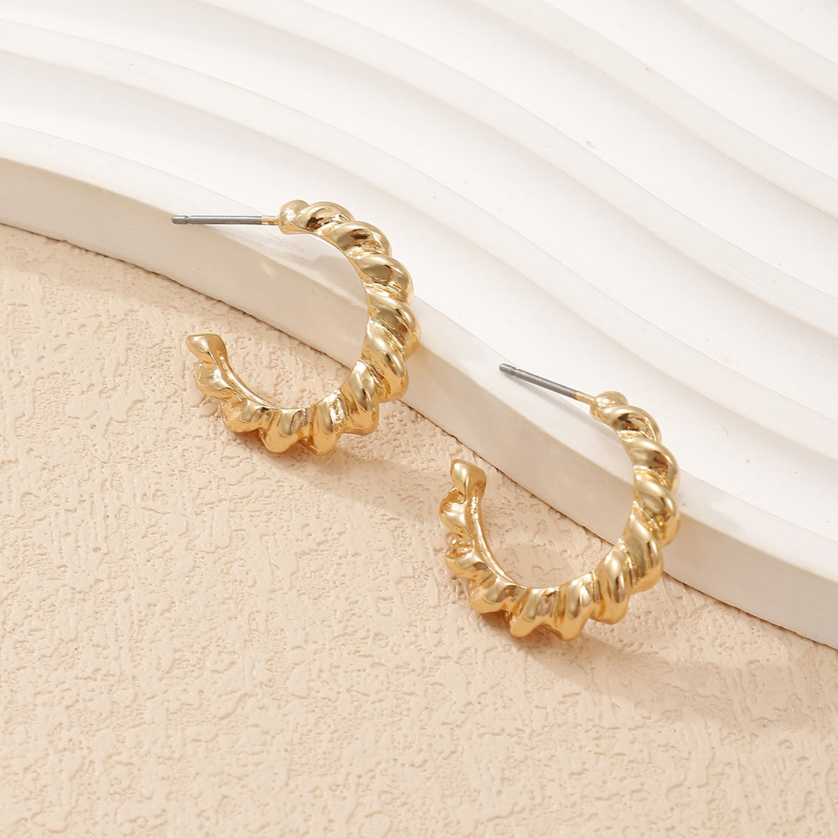 Women Hanging Earrings with Elegant Wave Design Calm Wears-https://detail.1688.com/offer/806993853134.html-Calm Wears-Gold yellow-Calm Wears