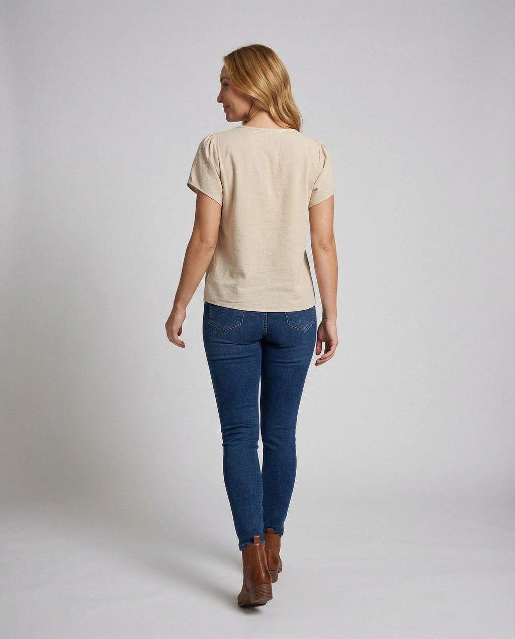 Product 15579283226954 - back_view