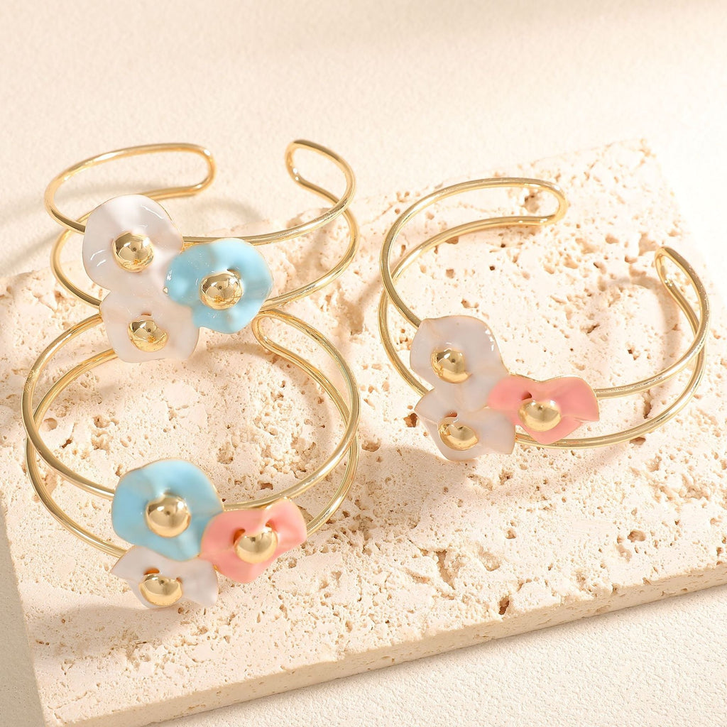 Women's bangle with elaborate floral design Calm Wears-https://detail.1688.com/offer/1048202083739.html-Calm Wears-Style 3-Calm Wears