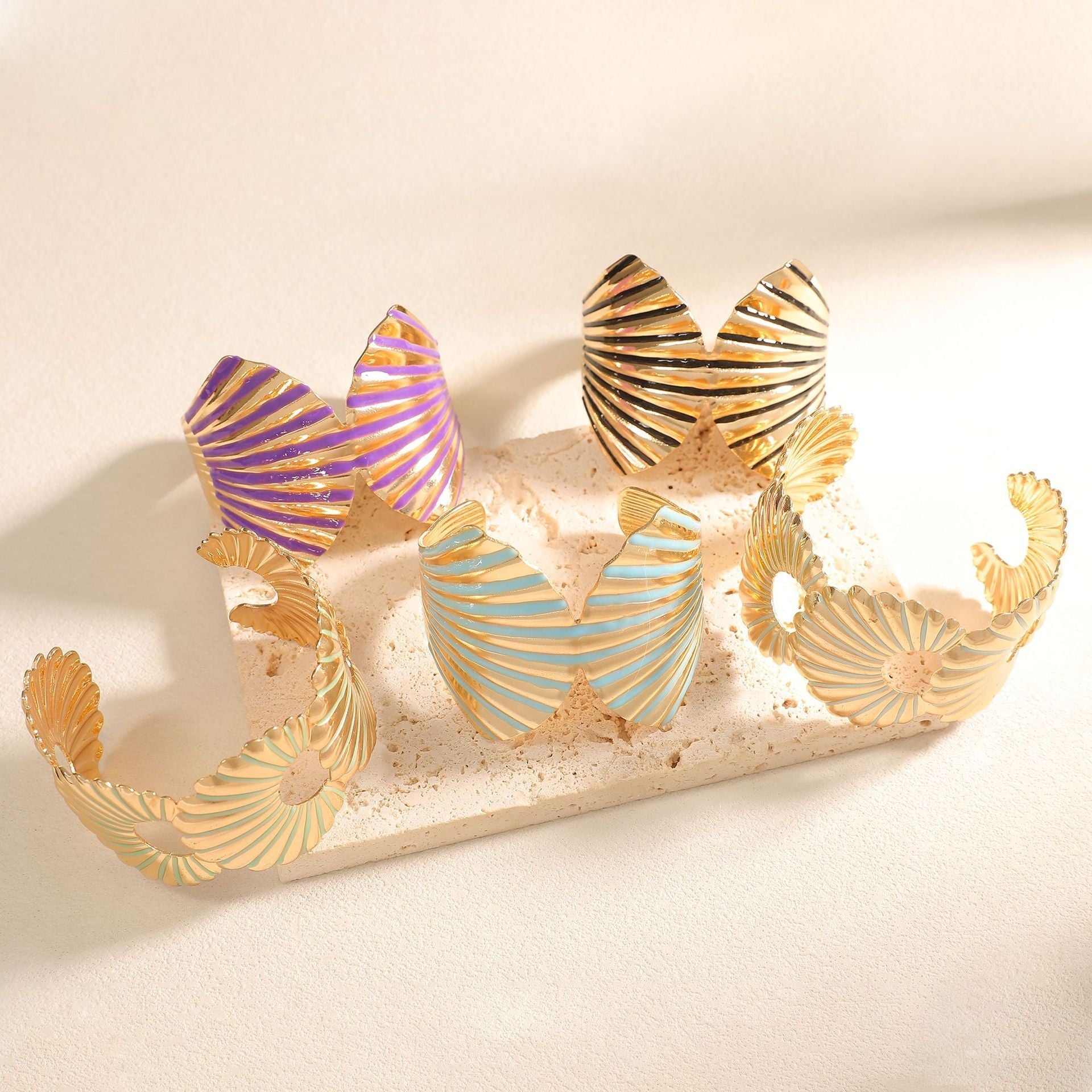 Women's bangle with elegant shell design Calm Wears-https://detail.1688.com/offer/1048972790285.html-Calm Wears-Style 5-Calm Wears