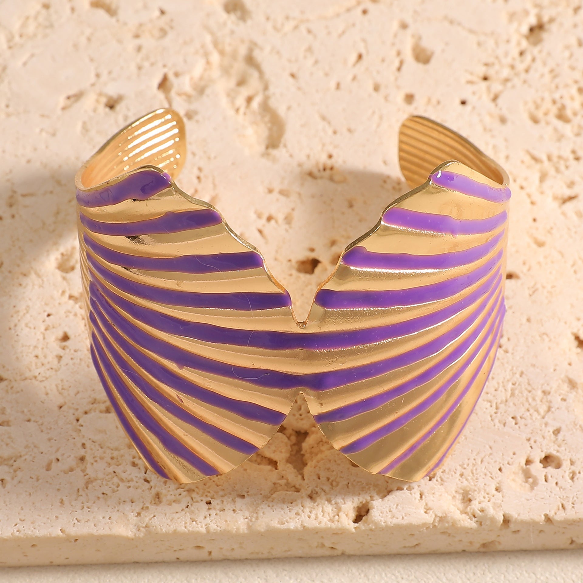 Women's bangle with elegant shell design Calm Wears-https://detail.1688.com/offer/1048972790285.html-Calm Wears-Style 5-Calm Wears