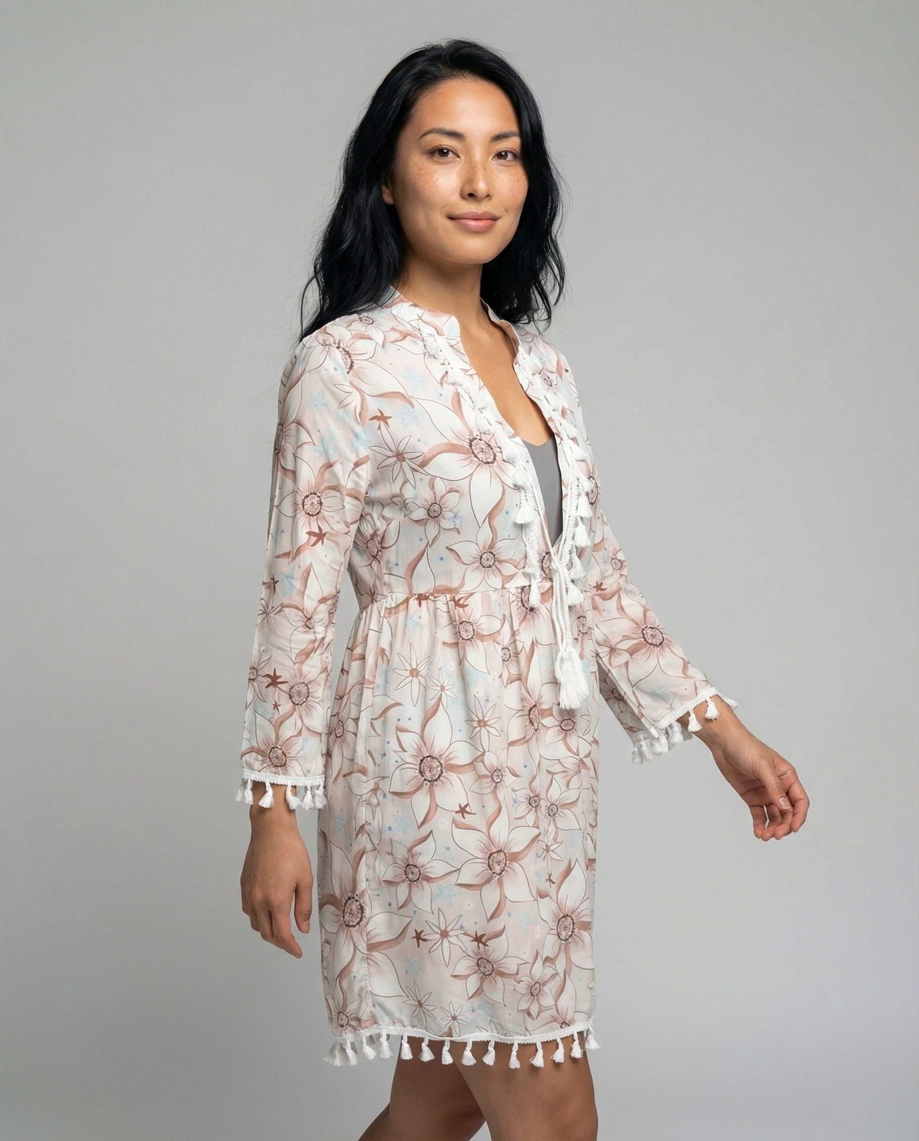 Women's beach dress with high collar and romantic floral pattern-https://detail.1688.com/offer/640145987035.html-Calm Wears-White-S-Calm Wears