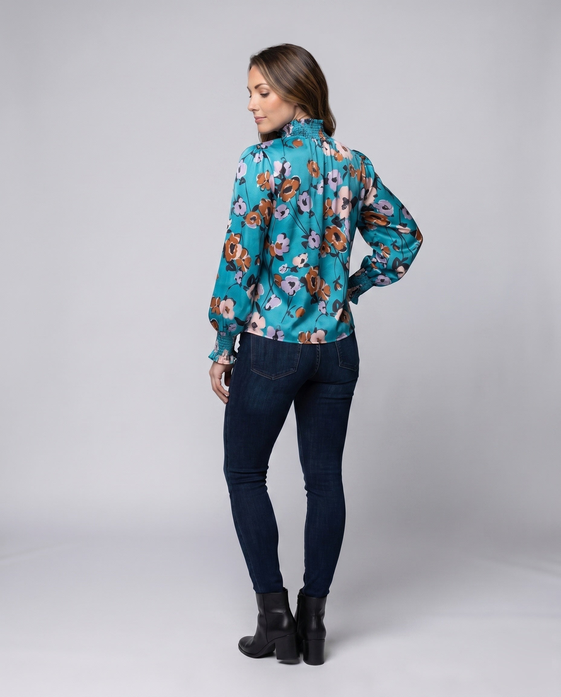 Product 15633169645898 - back_view