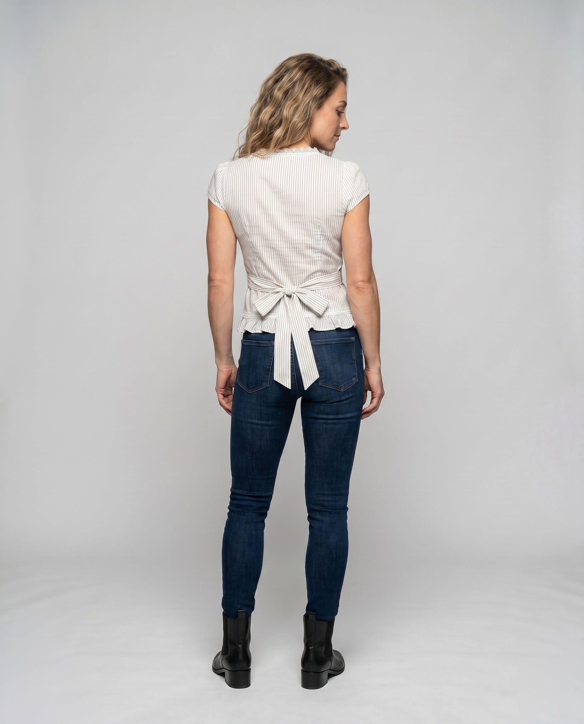 Product 15636492190026 - back_view