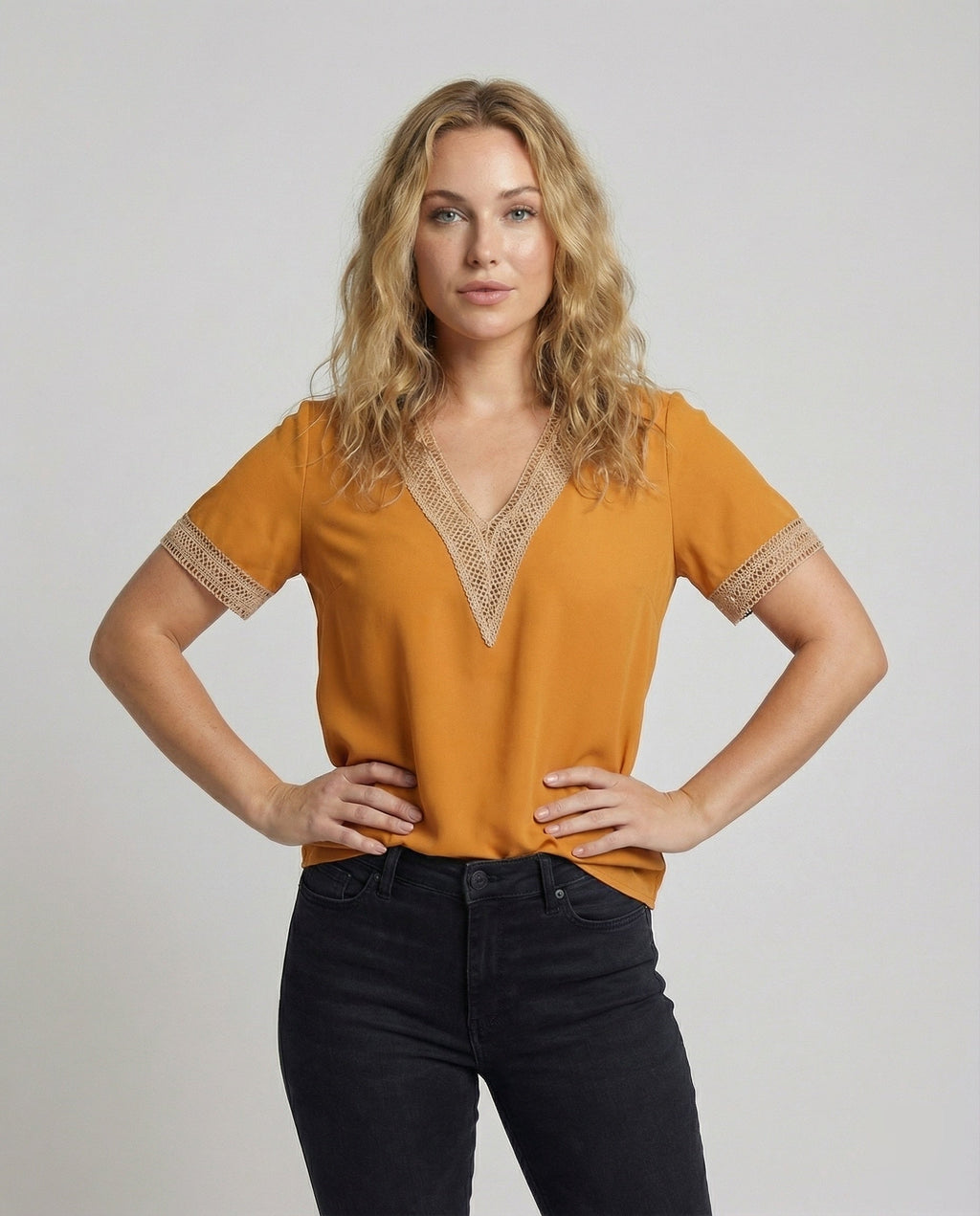 Product 15579320123722 - upper_body