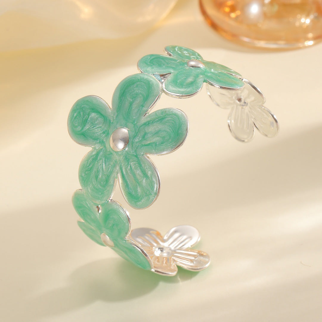 Women's bracelet made of high-quality metal with floral design Calm Wears-https://detail.1688.com/offer/963935208699.html-Calm Wears-Calm Wears