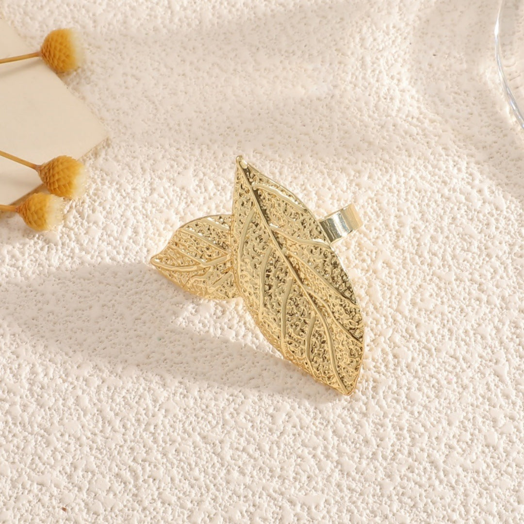 Women’s bracelet with elaborate leaf design Calm Wears-https://detail.1688.com/offer/961339247816.html-Calm Wears-Calm Wears