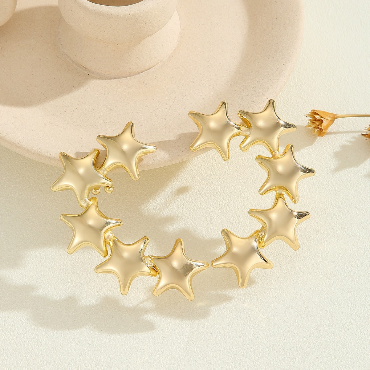 Women's bracelet with structured, golden beads Calm Wears-https://detail.1688.com/offer/827115660169.html-Calm Wears-Gold-Calm Wears