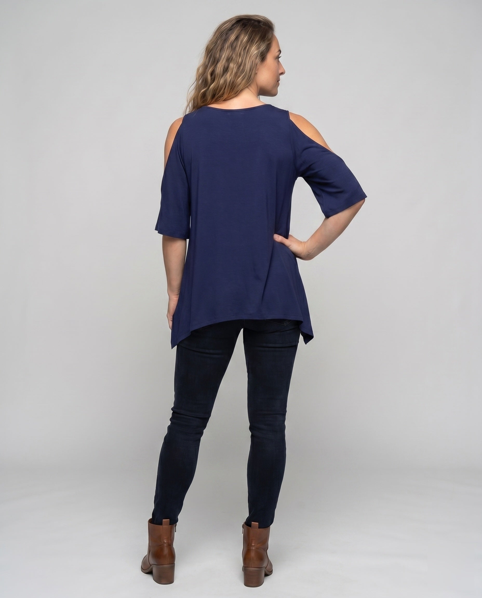 Product 15616814580042 - back_view
