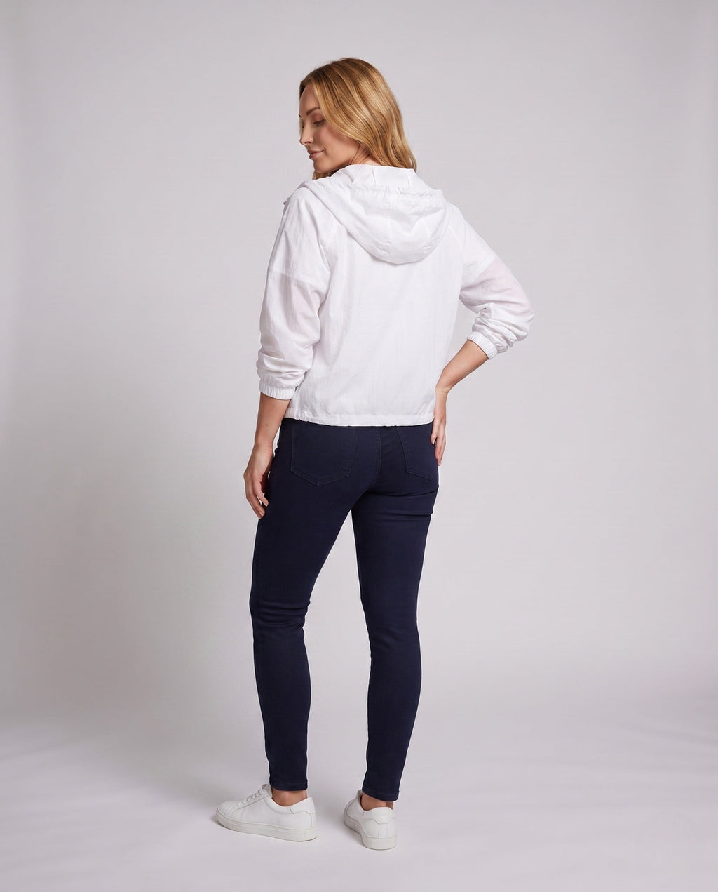 Product 15874256273738 - back_view