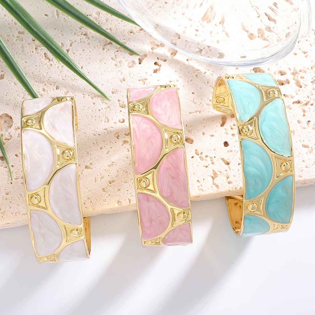 Women's cuff bracelet with artistic design Calm Wears-https://detail.1688.com/offer/1056647631822.html-Calm Wears-Light blue-Calm Wears