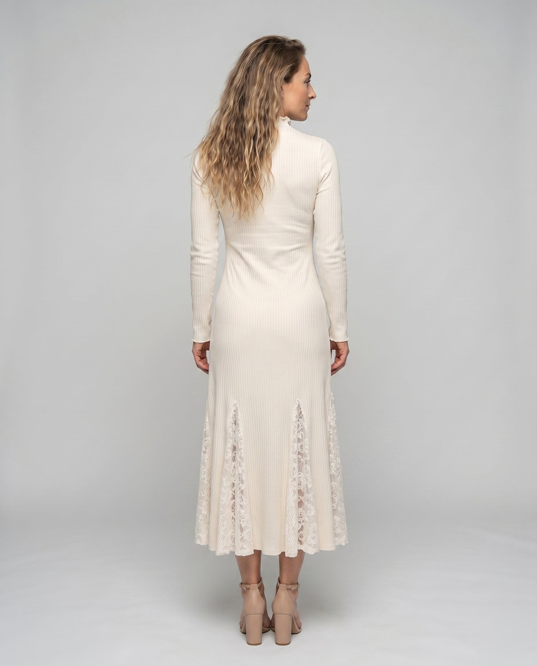 Product 15633258905930 - back_view