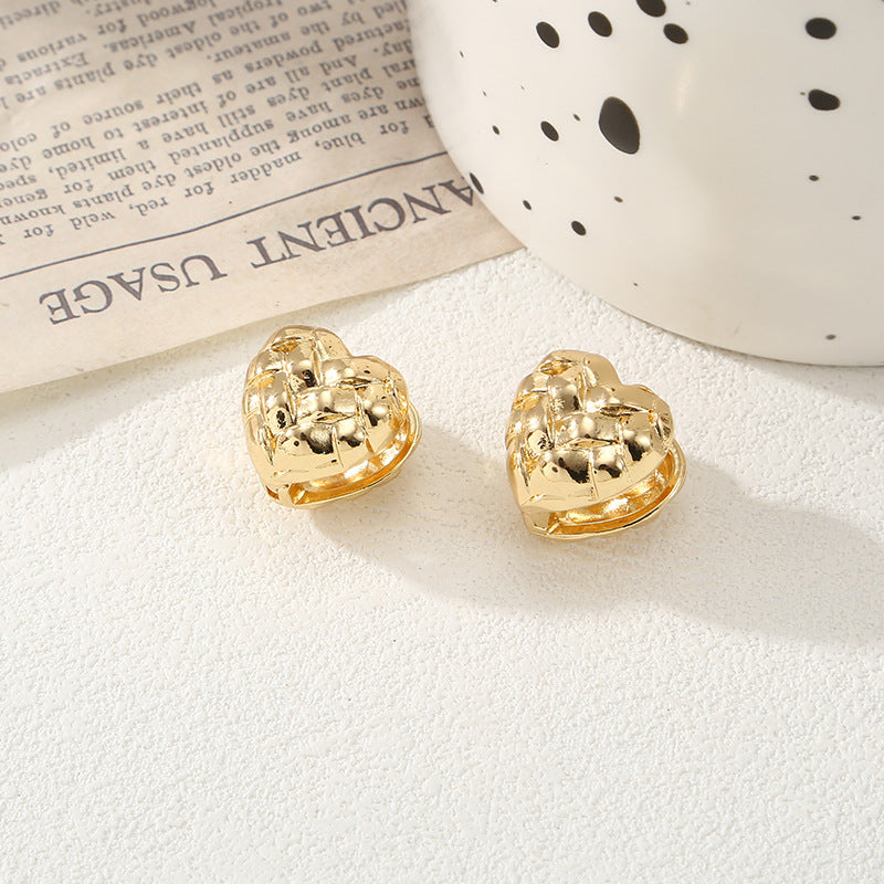 Women's ear clips in elegant shell design Calm Wears-https://detail.1688.com/offer/793517413670.html-Calm Wears-Gold-Calm Wears