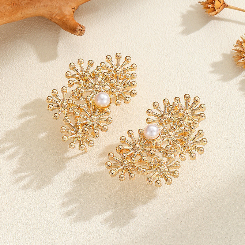 Women’s ear clips with elaborate flower design and pearl accent Calm Wears-https://detail.1688.com/offer/759858024623.html-Calm Wears-Gold-Calm Wears