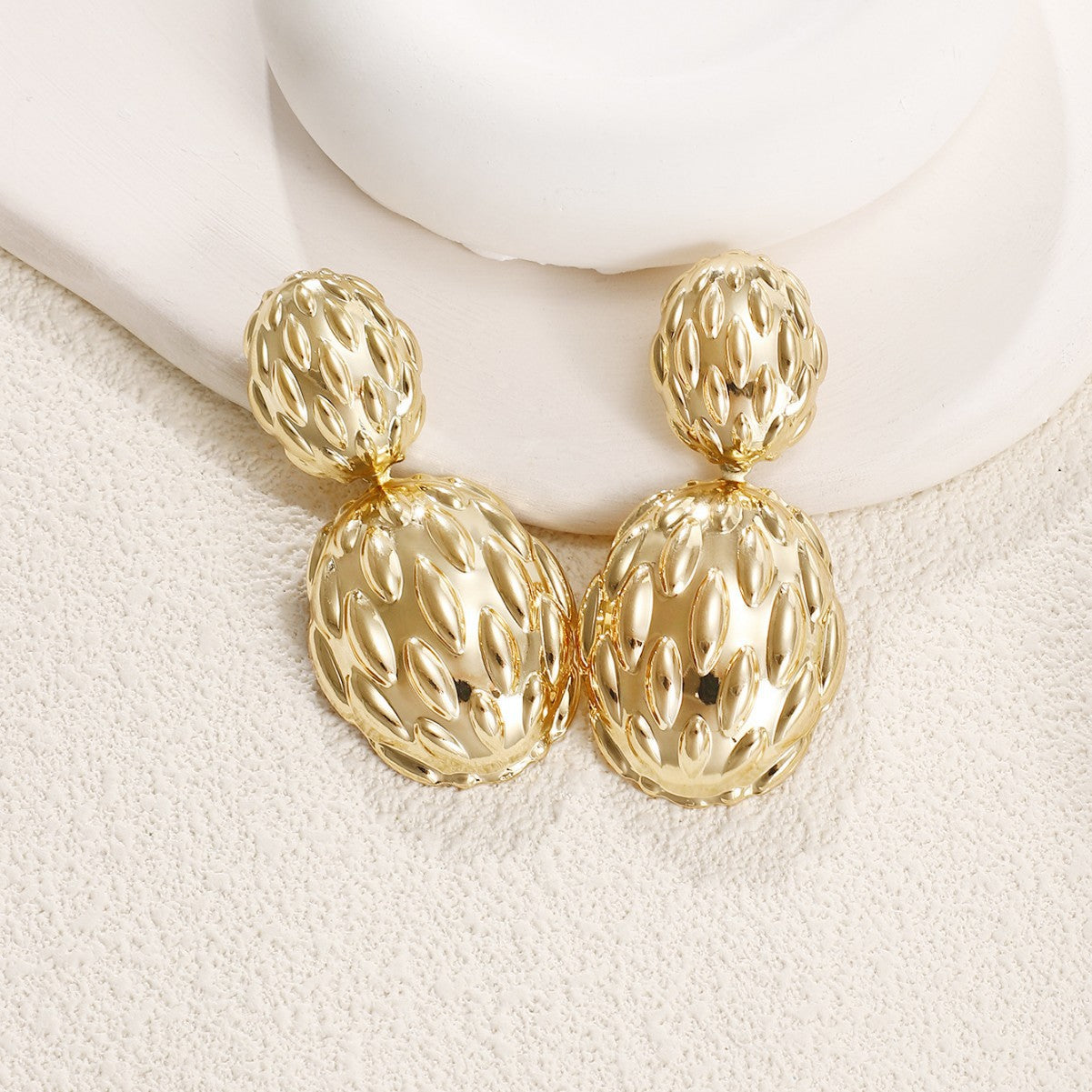 Women's earrings in artistic, structured design Calm Wears-https://detail.1688.com/offer/839067662659.html-Calm Wears-Gold-Calm Wears