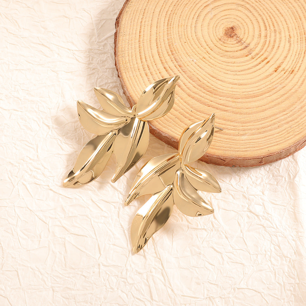 Women’s earrings with elegant leaf design Calm Wears-https://detail.1688.com/offer/1028177813222.html-Calm Wears-Gold yellow-Calm Wears