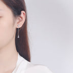 Women’s earrings with sparkling snowflake pendant and chain embellishment Calm Wears-https://detail.1688.com/offer/612456433870.html-Calm Wears-White-925-Calm Wears